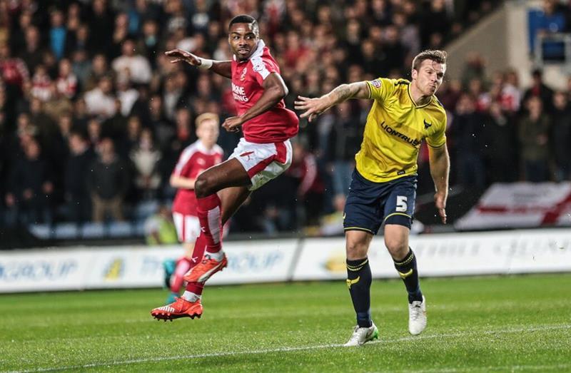 Gallery: Swindon Town 0 Oxford United 2
